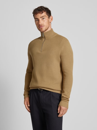 SELECTED HOMME Sweter z dzianiny z prążkowanymi wykończeniami model ‘DANE’ Camel 4