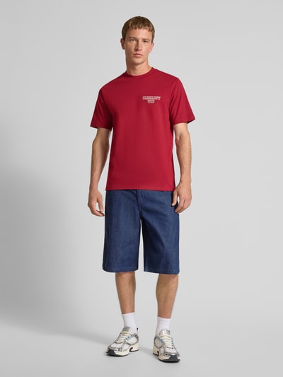 Carhartt Work In Progress T-shirt z wyhaftowanym logo Bordowy 1