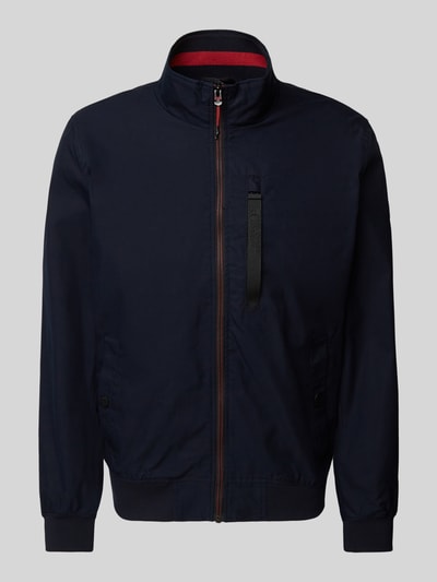 s.Oliver RED LABEL Regular Fit Outdoor-Jacke mit Stehkragen und Kontrast-Details Dunkelblau 1