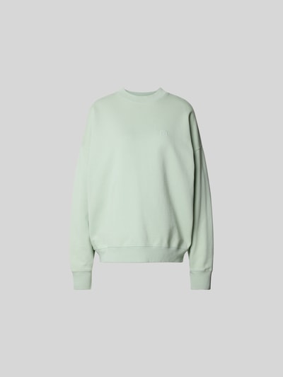 Produktfoto, Oversized Sweatshirt mit Logo-Stitching von Anine Bing in hellem Mintgrün aus reiner Baumwolle, Oversized-Fit, Rundhalsausschnitt, elastische Abschlüsse, Rückenlänge bei Größe S 63 cm