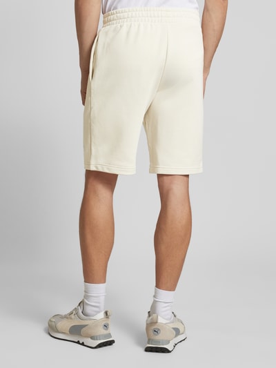 PUMA PERFORMANCE Regular Fit Sweatshorts mit Label-Stitching Offwhite 5