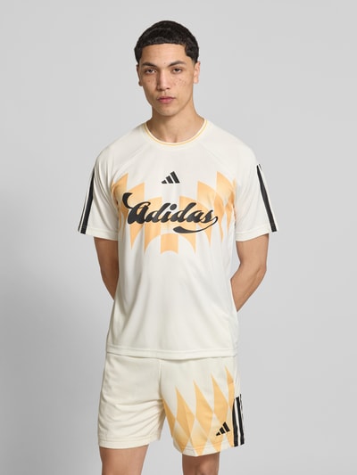 adidas Sportswear T-Shirt mit Logo- und Motivprint Offwhite 4