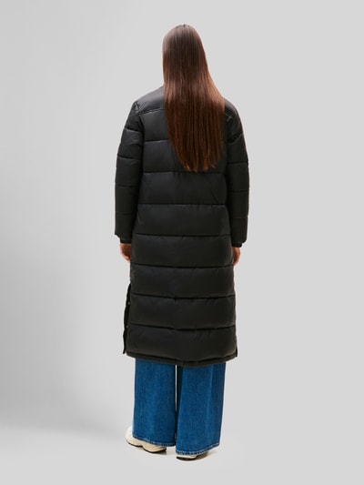 Tommy Jeans Regular Fit Steppmantel mit verdeckter Kapuze Black 4