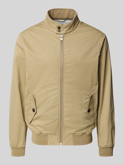 Produktfoto, Jacke mit Stehkragen und Pattentaschen von Christian Berg Men, Mieszanka bawełny i elastanu, krój regular fit, zamek błyskawiczny, szerokość w rozmiarze M: 41 cm, długość tyłu: 32 cm, szerokość klatki piersiowej: 55 cm, długość rękawów: 67 cm