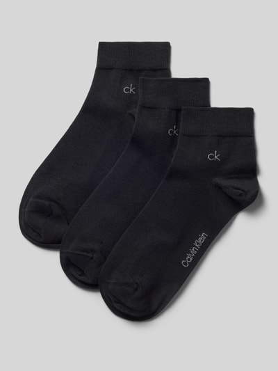 Produktfoto, schwarze Socken aus Baumwoll-Mix im 3er-Pack von CK Calvin Klein, weiche Struktur, schlichtes Design, Herren Socken