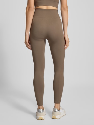 P.E Nation Super Skinny Fit Leggings mit Label-Print Modell 'SEAMLESS' Taupe 5