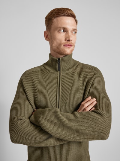 AlphaTauri Gebreide pullover met opstaande kraag, model 'FINTO' Olijfgroen - 3