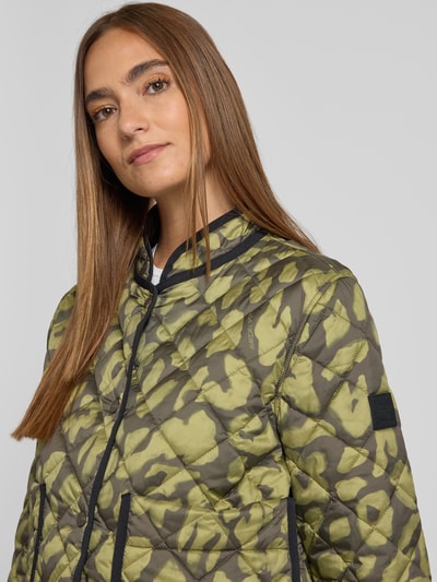 Marc Cain Regular fit gewatteerd jack met opstaande kraag Olijfgroen - 3