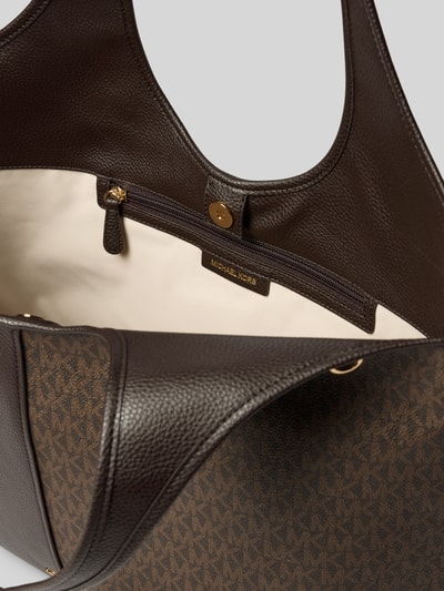 Produktfoto, Tote Bag mit Logo-Applikation Modell 'Henly' von MICHAEL Michael Kors in Braun mit Magnetverschluss, Innenfach mit Reißverschluss, strukturierte Leder-Textur und helles Innenfutter, Kontext: Damen Tote Bag, Schulterriemen, Maße 52x31x14 cm, Riemenlänge 60 cm