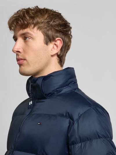 Tommy Jeans Kurtka puchowa o kroju regular fit z wyhaftowanym logo Granatowy 3