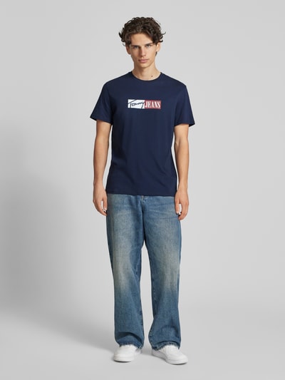 Tommy Jeans Slim Fit T-Shirt mit Label-Print Marine 1