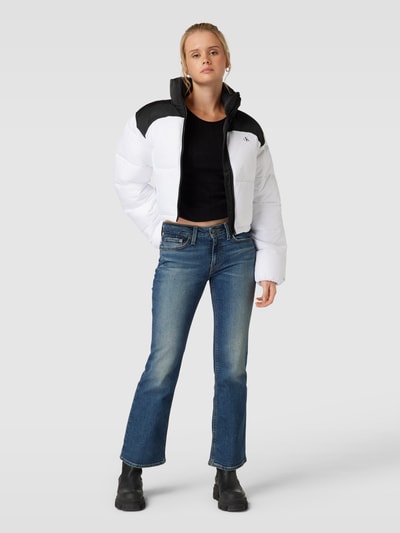 Calvin Klein Jeans Cropped Steppjacke mit Label-Detail Weiss 1