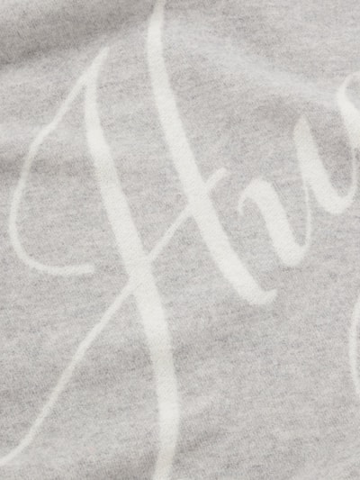 HUGO Schal mit großem Logo-Schriftzug Hellgrau 2