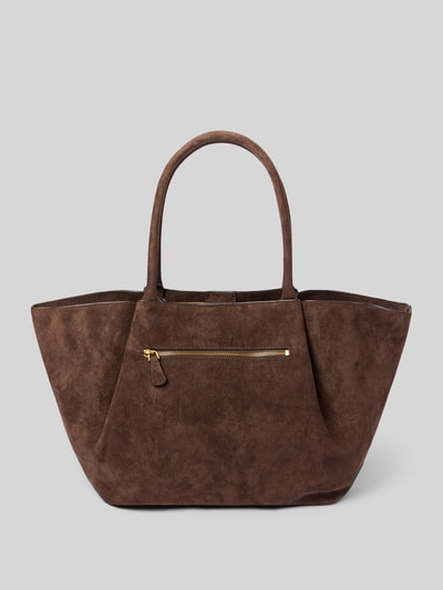 Produktfoto, braune Handtasche in Leder-Optik Modell 'ALLEGRA' von GUESS mit geteiltem Innenfach, Magnetverschluss und Logo-Detail, strukturierte Oberfläche, schmale Schulterriemen, Maße: 58x32x12 cm, Riemenlänge: 52 cm