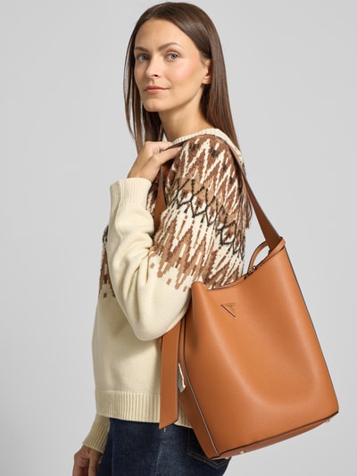 Guess Torba tote z detalem z logo Koniakowy 1