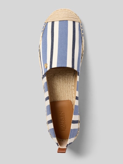 Produktfoto, Espadrilles mit Logo-Applikation Modell 'CAMERYN III' von Lauren Ralph Lauren in Melange-Optik, runde Schuhspitze, flache Absatzform, Schlupf/offen, Sohle leicht strukturiert, Materialverarbeitung Häkel, Canvas