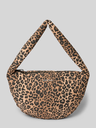 Produktfoto, Shoulder Bag aus reiner Baumwolle mit Logo-Stitching von Studio Noos, Animal-Print in Braun und Schwarz, sichtbare Struktur