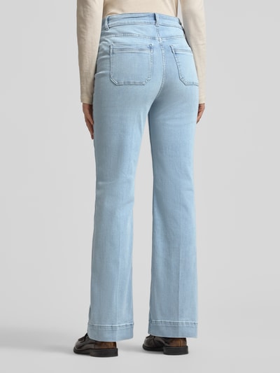 Christian Berg Woman Wide Leg Jeans mit Eingrifftaschen Hellblau 5
