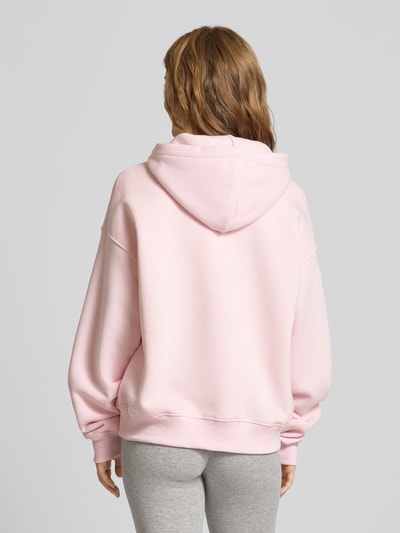 Gina Tricot Oversized Hoodie mit Kapuze Rosa 5