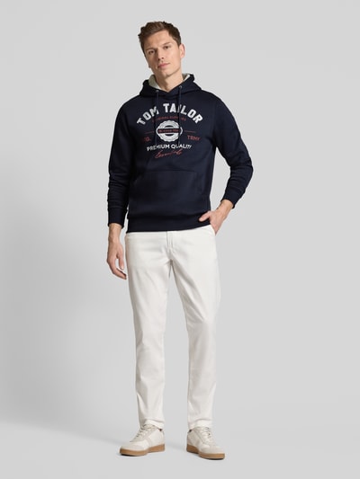 Tom Tailor Regular Fit Hoodie aus Baumwoll-Mix mit Logo Print Marine 1