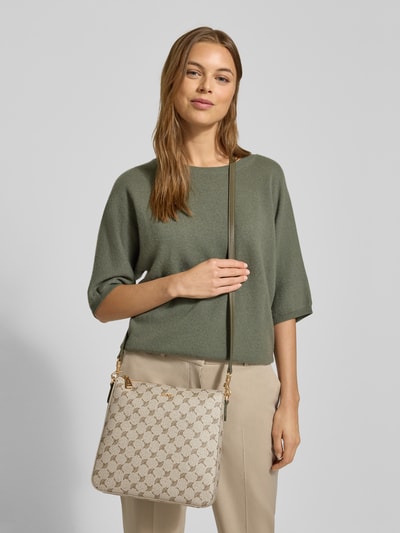 JOOP! Shoulder Bag mit Logo-Applikation Modell 'Jasmina' Schlamm 1