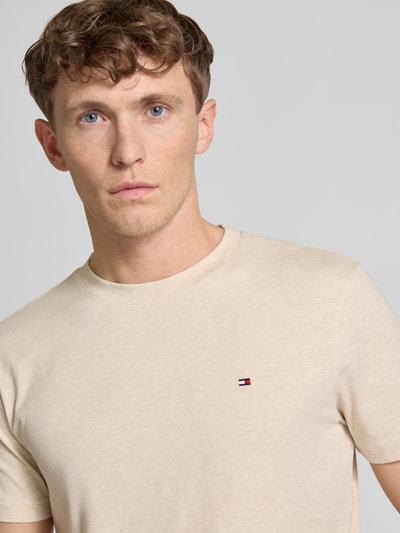 Tommy Hilfiger T-Shirt mit Logo-Stitching Beige 3