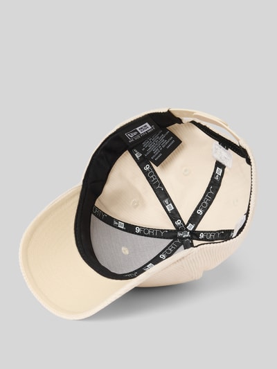 New Era Czapka z daszkiem i detalem z logo Beżowy 2