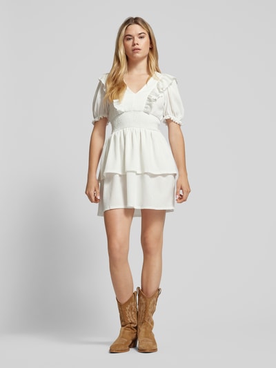 Gina Tricot Minikleid mit Smok-Details Offwhite 1