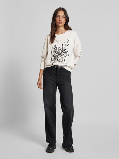 Christian Berg Woman Sweatshirt mit Motiv- und Statement-Print Ecru 1