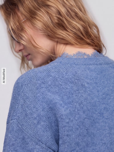 Jake*s Collection Pullover mit Spitzenbesatz am V-Ausschnitt Blau 3