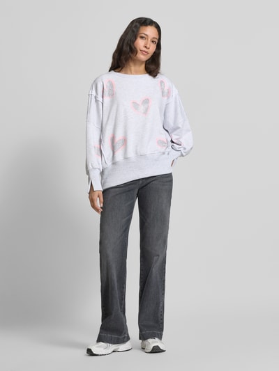miss goodlife Oversized Sweatshirt aus reiner Baumwolle mit Motiv-Print Hellgrau Melange 1