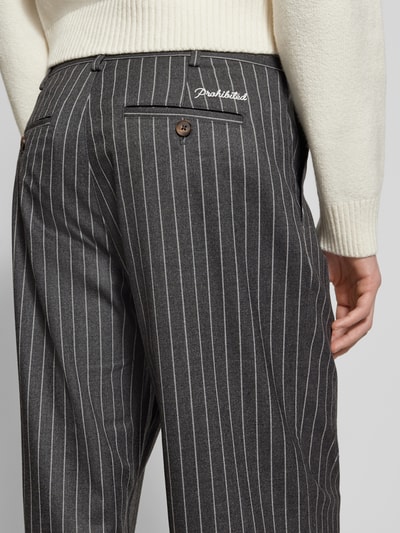 PROHIBITED Hose mit weitem Bein und Gesäßtaschen Modell 'Pinstripe' Anthrazit Melange 3