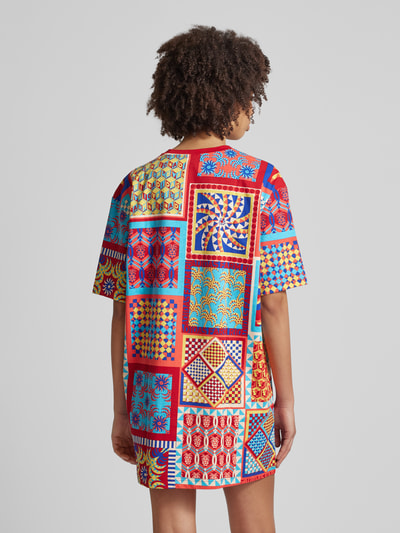 adidas Sportswear Minikleid mit Allover-Print Modell 'FARM' Blau 5