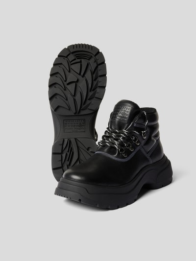 Maison Margiela Schnürboots mit Brand-Detail Schwarz 6