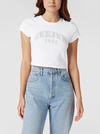 REVIEW Cropped T-Shirt mit Label-Applikation Weiß 4