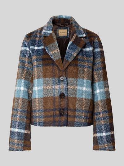 Produktfoto, Cropped Jacke im Allover-Look mit Reverskragen von Smith and Soul, braun-blau kariert, Knopfleiste, fakturierte Oberfläche, długość pleców w rozmiarze S: 54 cm, szerokość ramion w rozmiarze S: 40 cm, szerokość klatki piersiowej w rozmiarze S: 51 cm, długość rękawa w rozmiarze S: 62 cm