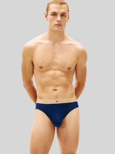 Tommy Hilfiger Majtki o kroju regular fit z mieszanka bawełny w zestaw 3 szt. Granatowy 4