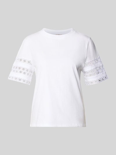 Produktfoto, weißes Damen T-Shirt mit 1/2-Arm und Spitzenbesatz, reine Baumwolle, taillierte Passform, Modell 'APE' von EMME