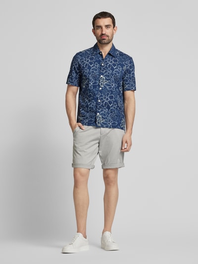 Tom Tailor Denim Regular Fit Chinoshorts mit Gürtel Hellgrau Melange 1