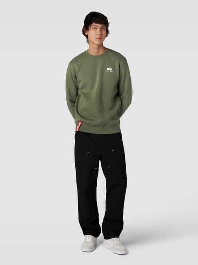 Alpha Industries Sweatshirt mit Label-Print Modell 'BASIC' Oliv 1