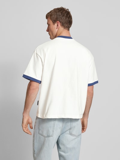 PROHIBITED T-Shirt mit Label-Print Modell 'SoHo' Offwhite 5