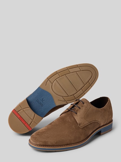 Produktfoto, Derby aus Leder Modell 'DRIFT' von Lloyd in Braun, mit Abgerundete-Spitze, Schnürung, Gummisohle, Absatzhöhe 3 cm, Schafthöhe 7 cm, Schaftweite 12 cm, matte Veloursleder-Textur und farblich abgesetztem Sohlenrand.