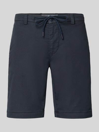 Produktfoto, Bermudas mit Bindegürtel und französischen Eingrifftaschen von MAC aus Baumwoll-Mix mit Stretch-Anteil in Dunkelblau, Straight Fit, Knopfverschluss und Reißverschluss, Gesäßleistentaschen mit Knopfverschluss, Label-Print auf der Rückseite, Bundweite bei Größe 32: 42 cm, Innenbeinlänge bei Größe 32: 26 cm