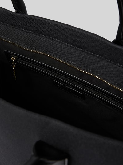 Produktfoto, schwarze Handtasche aus Baumwoll-Viskose-Mix Modell 'ACANTHA' von VALENTINO BAGS mit Reißverschlussfach und goldfarbenem Zipper, detailreiche Textur innen sichtbar
