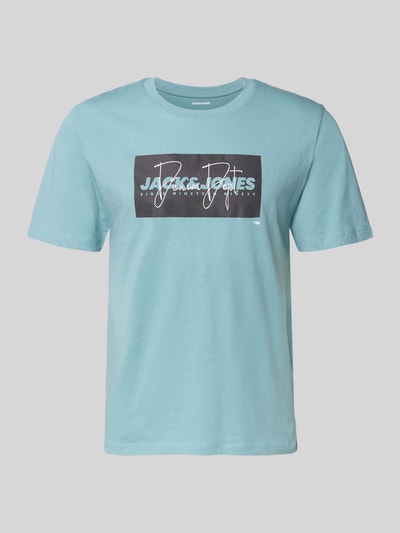 Produktfoto, Regular Fit T-Shirt aus reiner Baumwolle Modell 'COLE' von Jack & Jones in Hellblau mit Label-Print, Rundhalsausschnitt, glatte Textur