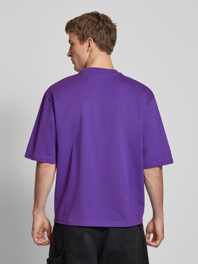 REVIEW T-Shirt mit Label-Print Purple 5