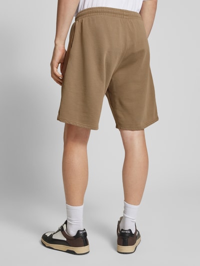 REVIEW Relaxed fit sweatshorts met labelprint Roodbruin - 5