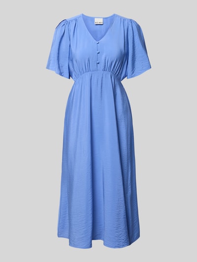 Produktfoto, Midikleid aus Viskose-Mix mit V-Ausschnitt Modell 'Aniva' von ICHI in Blau mit taillierter Passform, Knopfleiste, Kurzärmelig, glatte Textur, Rückenlänge 116 cm, Brustweite 34 cm, Ärmellänge 26 cm, Konfektionsgröße 36.