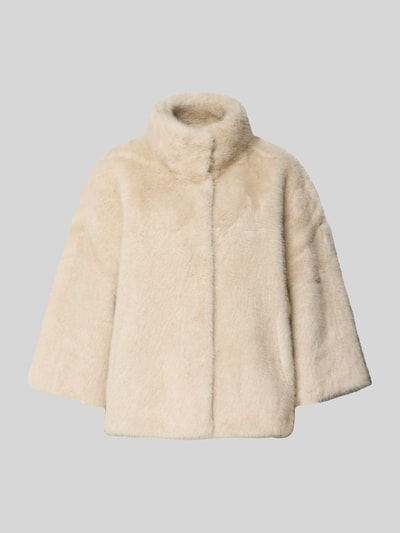 Produktfoto, Wendejacke aus Kunstfell von Juvia, beżowy kolor, luźny krój, sztuczne futro, funkcja dwustronna, stójka, plisa, długość tyłu w rozmiarze S: 62 cm, szerokość w rozmiarze S: 54 cm, długość rękawów w rozmiarze S: 50 cm