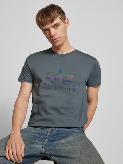 Alpha Industries T-Shirt mit Label-Print Modell 'Rainbow' Anthrazit 3